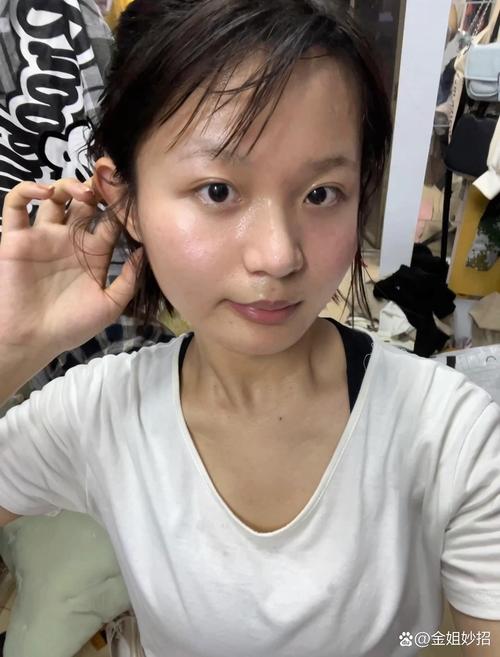 澳彩资料大全部网站010:瘦了35斤的面部变化