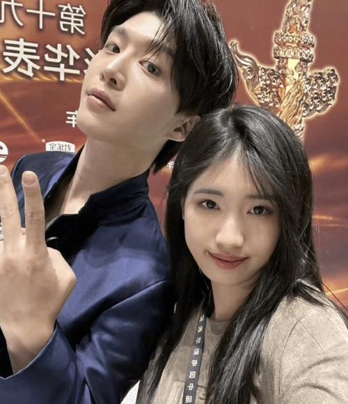 新澳今日开奖结果:冯小刚养女高中毕业
